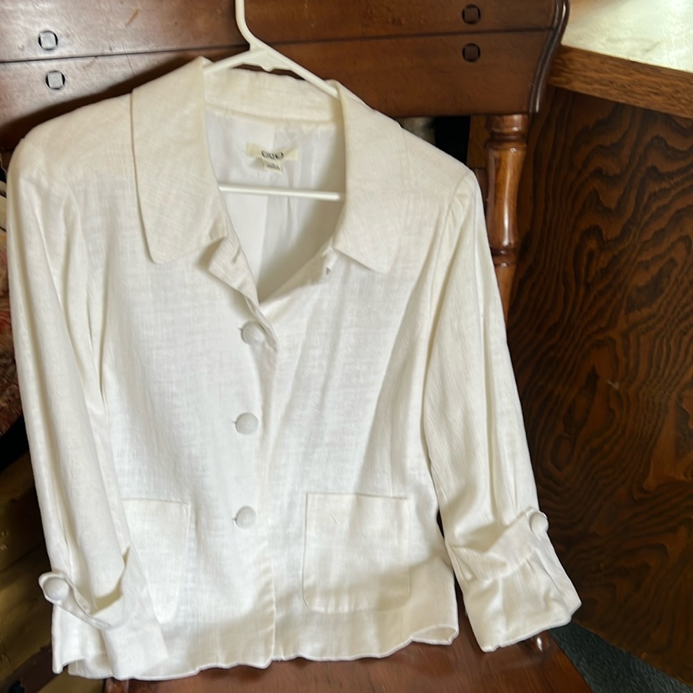 White/linen/rayon jacket! Beautiful